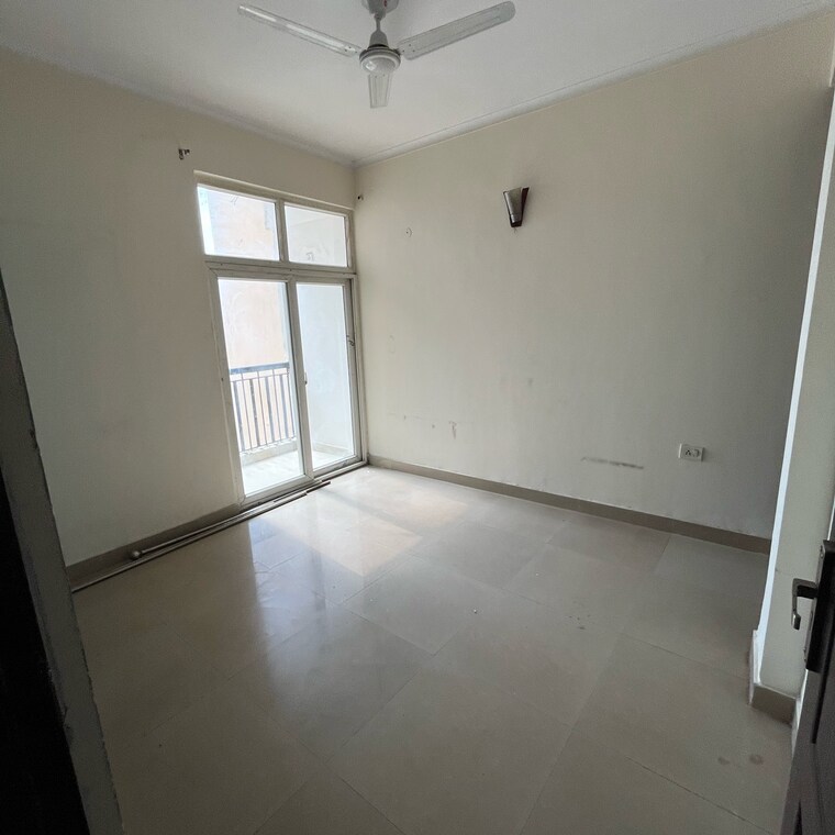 Room, amrapali-zodiac 3 Bedroom 1550 Sq.Ft. Apartment In Sector 120 Noida 9074796