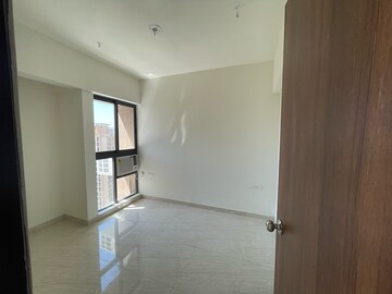 Room in 1 BHK Apartment at Lodha Crown Quality Homes, Saket Complex – for Rent