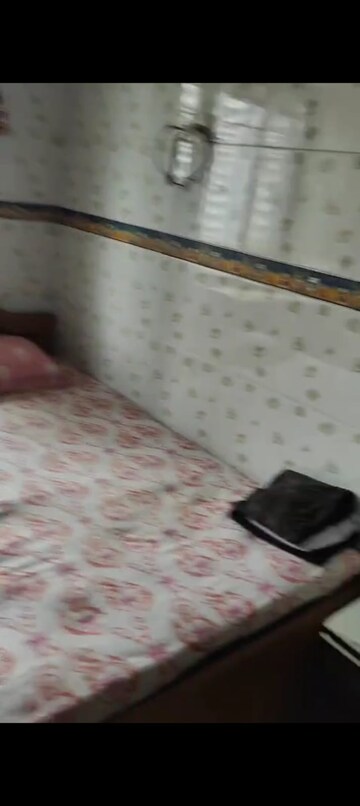 Furnished Amenities in 2 BHK Apartment at Sai Srishti, Bhandup West – for Rent