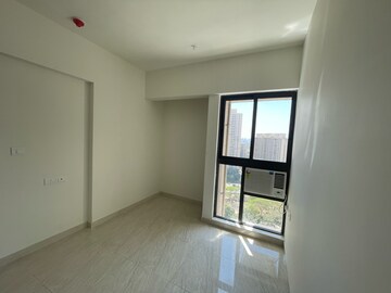 2 BHK Apartment For Rent in Lodha Quality Home Tower 5, Saket Complex