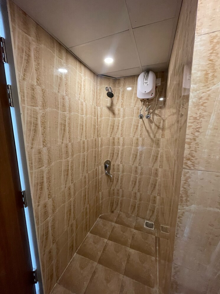 Bathroom, lodha-quality-home-tower-5 2 Bedroom 554 Sq.Ft. Apartment In Saket Complex Thane 9074845