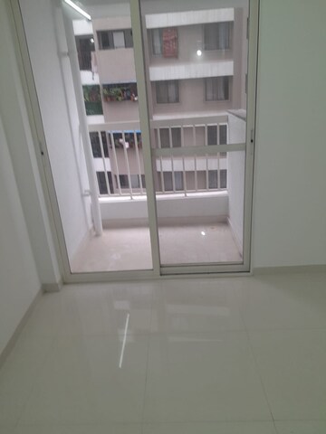2 BHK Apartment For Rent in Pride World City Kingsbury, Charholi Budruk