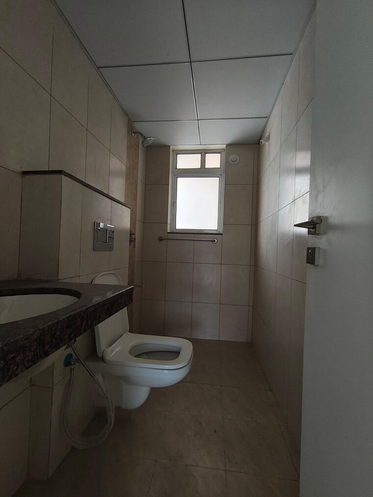Bathroom, kharadi 3 Bedroom 1250 Sq.Ft. Apartment In Kharadi Pune 9074952