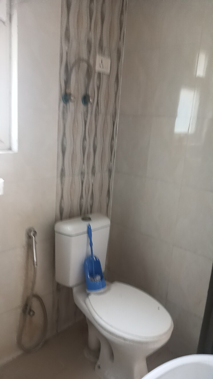Bathroom, trident-embassy 3 Bedroom 1350 Sq.Ft. Apartment In Sector 1 Greater Noida Greater Noida 9074934