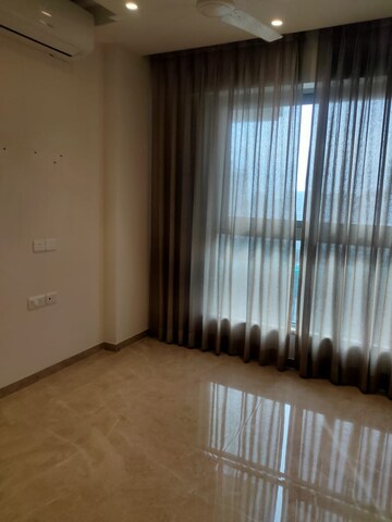 1 BHK Apartment For Rent in Hiranandani Regent Hill, Powai