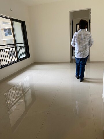 Furnished Amenities in 2.5 BHK Apartment at Runwal Sanctuary, Mulund West – for Sale
