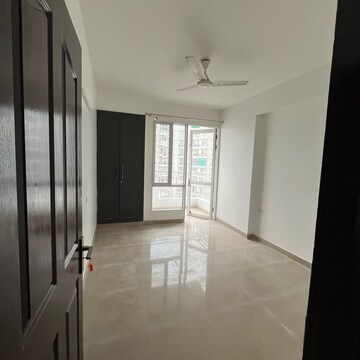 3 BHK Apartment For Rent in H R Buildcon Elite Homz, Sector 77