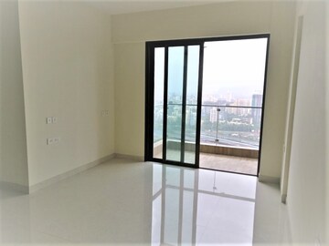 2 BHK Apartment For Sale in The Wadhwa Atmosphere, Mulund West