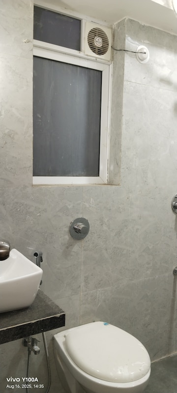 Bathroom in 1.5 BHK Apartment at Drushti Sapphire, Ghatkopar East – for Rent