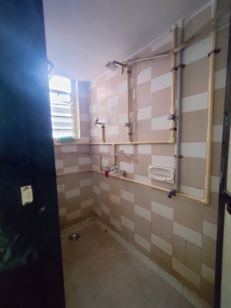 Bathroom, rudra-apartment-dombivali 1 Bedroom 475 Sq.Ft. Apartment In Dombivli East Thane 9075018