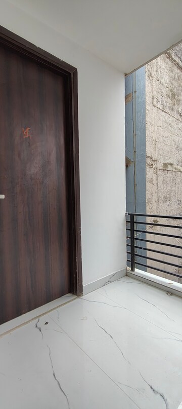 Building Lobby in 3 BHK Builder Floor at Chattarpur – for Rent
