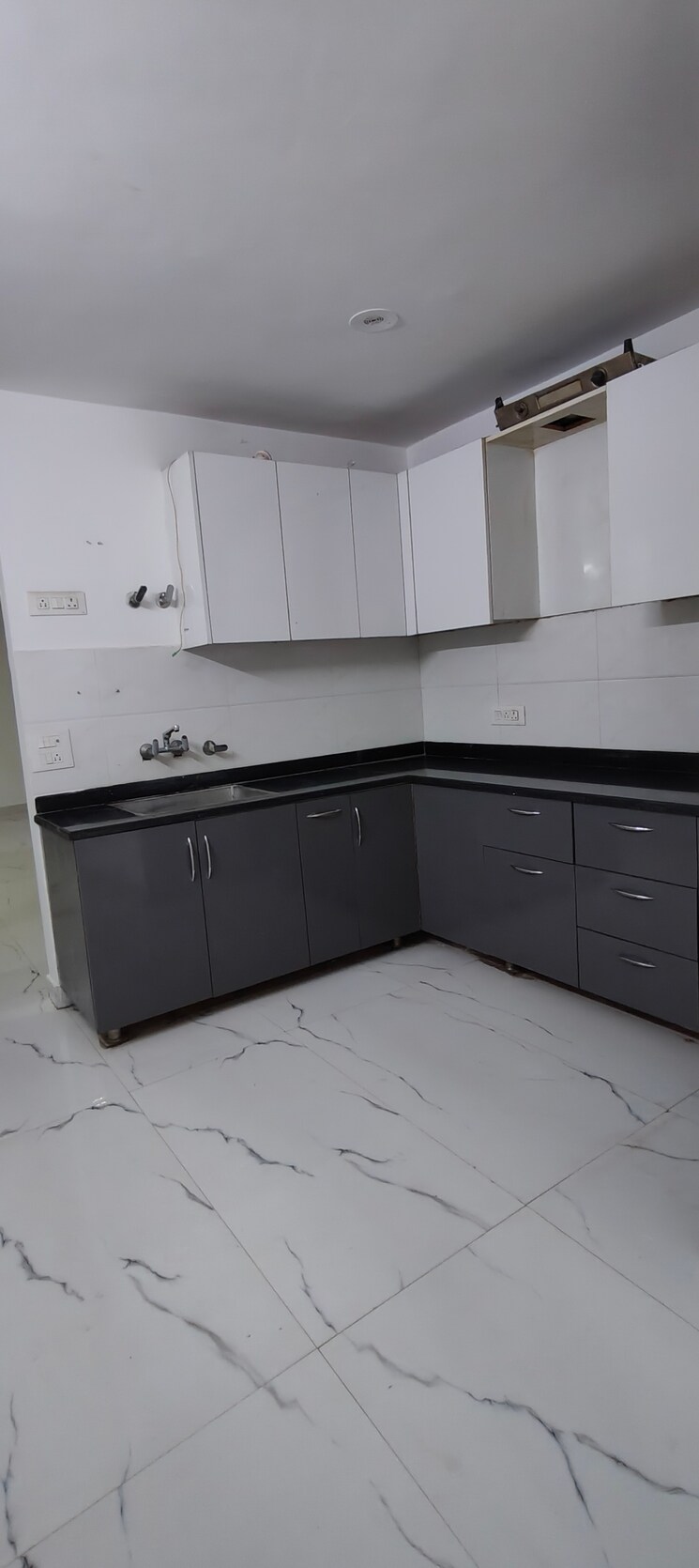Kitchen, chattarpur 3 Bedroom 1500 Sq.Ft. Builder Floor In Chattarpur Delhi 9075040