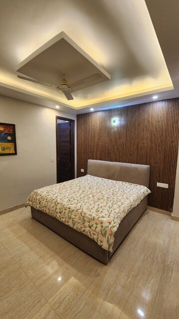 Bedroom in 2 BHK Builder Floor at Saket – for Rent