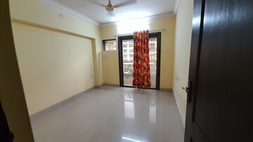Room in 1 BHK Apartment at Amber Enclave, Thakurli – for Rent