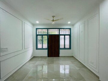 Living Room in 2 BHK Builder Floor at Sector 57 – for Sale