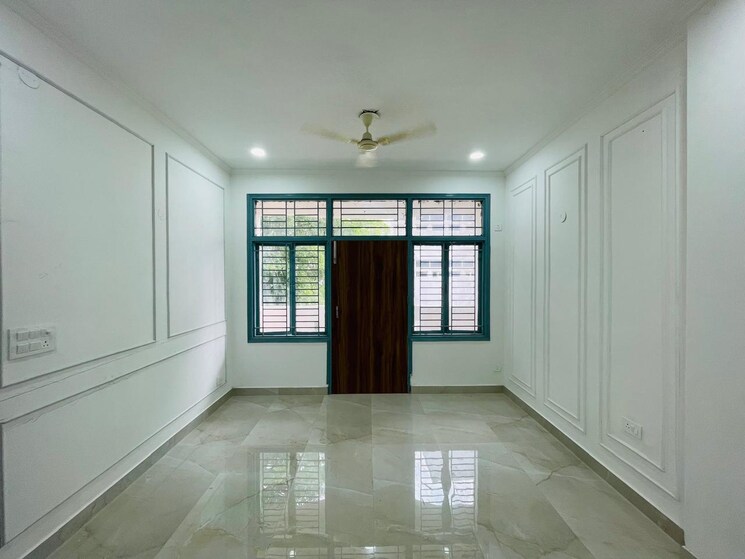 Living Room, sector 57 2 Bedroom 280 Sq.Yd. Builder Floor In Sector 57 Gurgaon 9075072