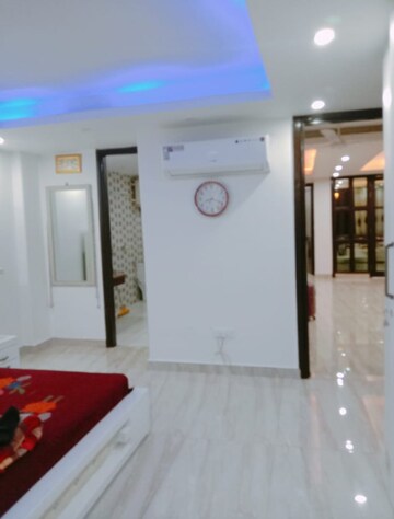 Building Lobby in 3 BHK Builder Floor at Saket – for Rent