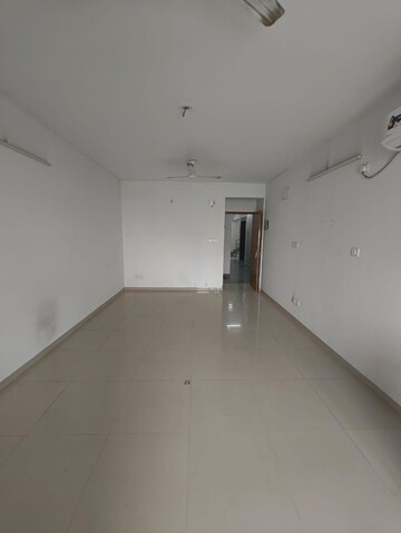 Room in 2 BHK Apartment at Adani Aangan, Sector 89a – for Rent