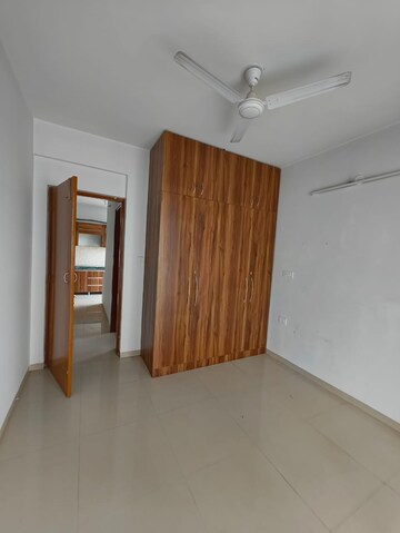 Room in 2 BHK Apartment at Adani Aangan, Sector 89a – for Rent