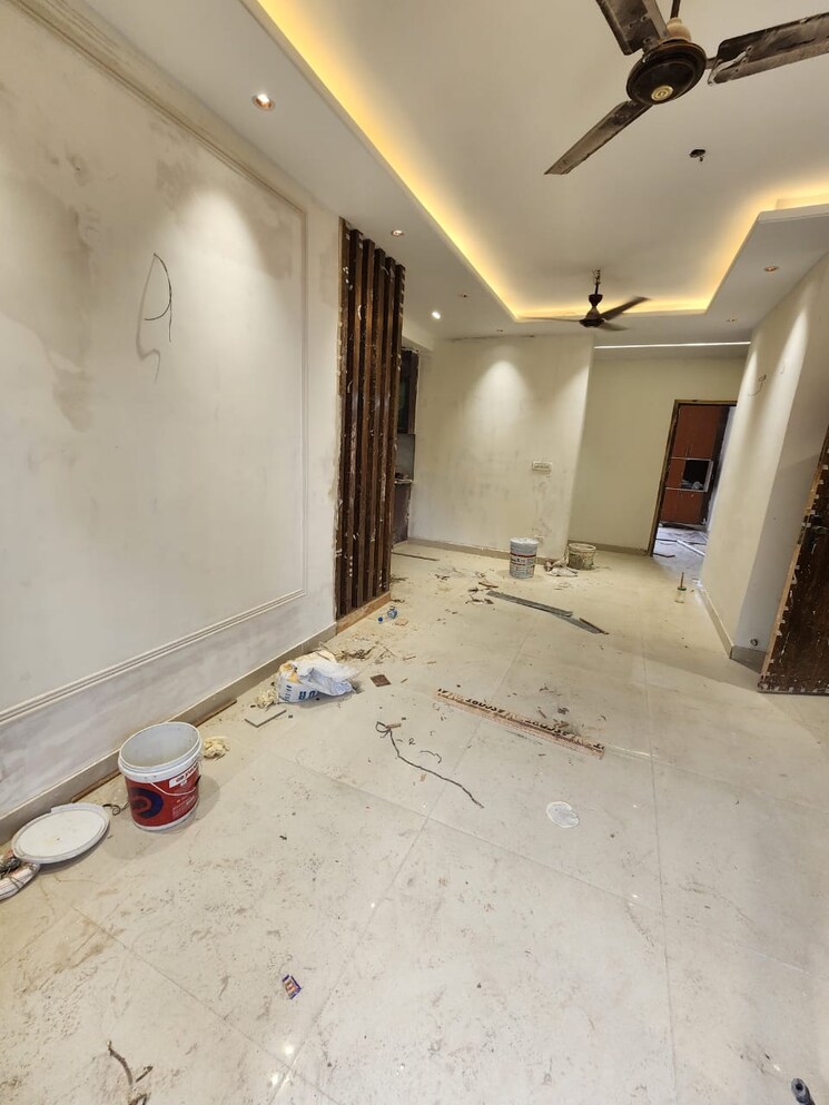 Room, sector 57 2 Bedroom 240 Sq.Yd. Builder Floor In Sector 57 Gurgaon 9075096