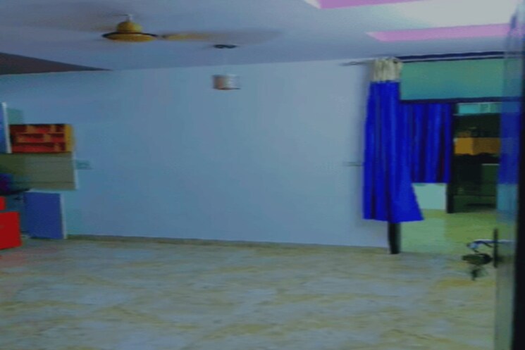 Room, niti khand i 1 RK 410 Sq.Ft. Builder Floor In Niti Khand I Ghaziabad 9075059