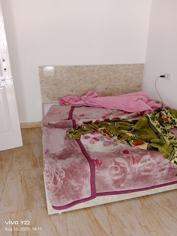 Bedroom in 1 RK Builder Floor at Laxmi Nagar – for Rent