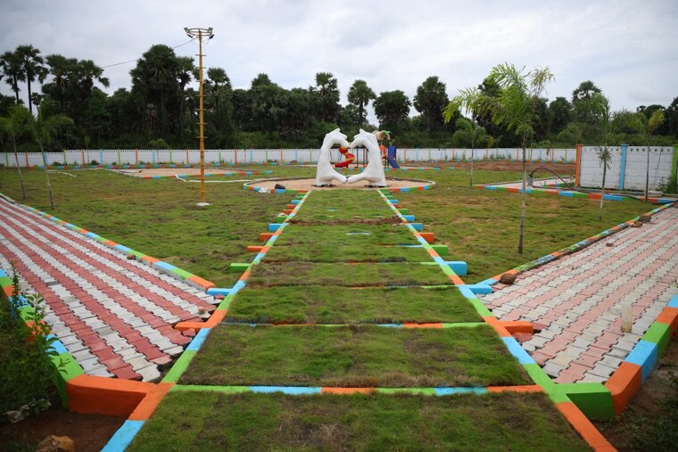 Garden, babametta  147 Sq.Yd. Plot In Babametta Vizianagaram 9075138