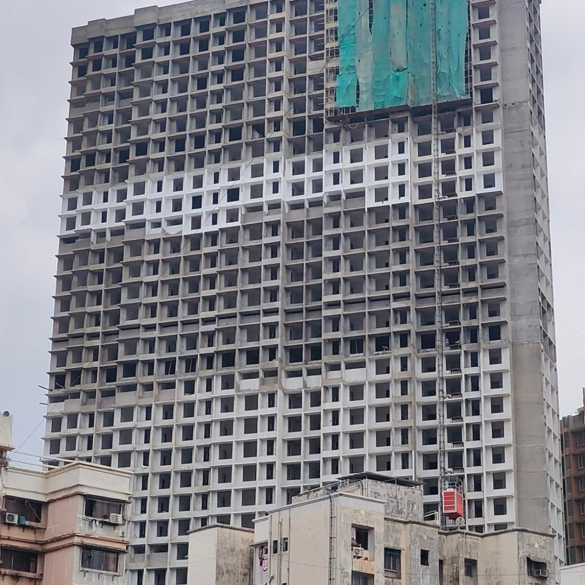 1 BHK Apartment For Sale in Shraddha Vardaan