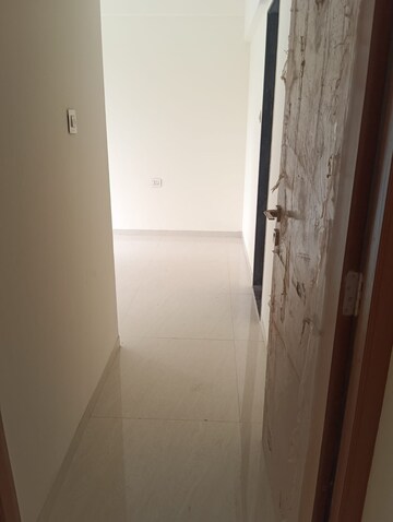 2 BHK Apartment For Rent in Siddharth Nagar CHS Goregaon, Goregaon West