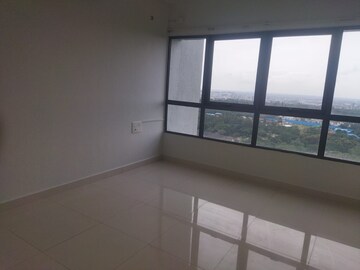 Room in 2.5 BHK Apartment at Tata Aquila Heights, Jalahalli – for Rent
