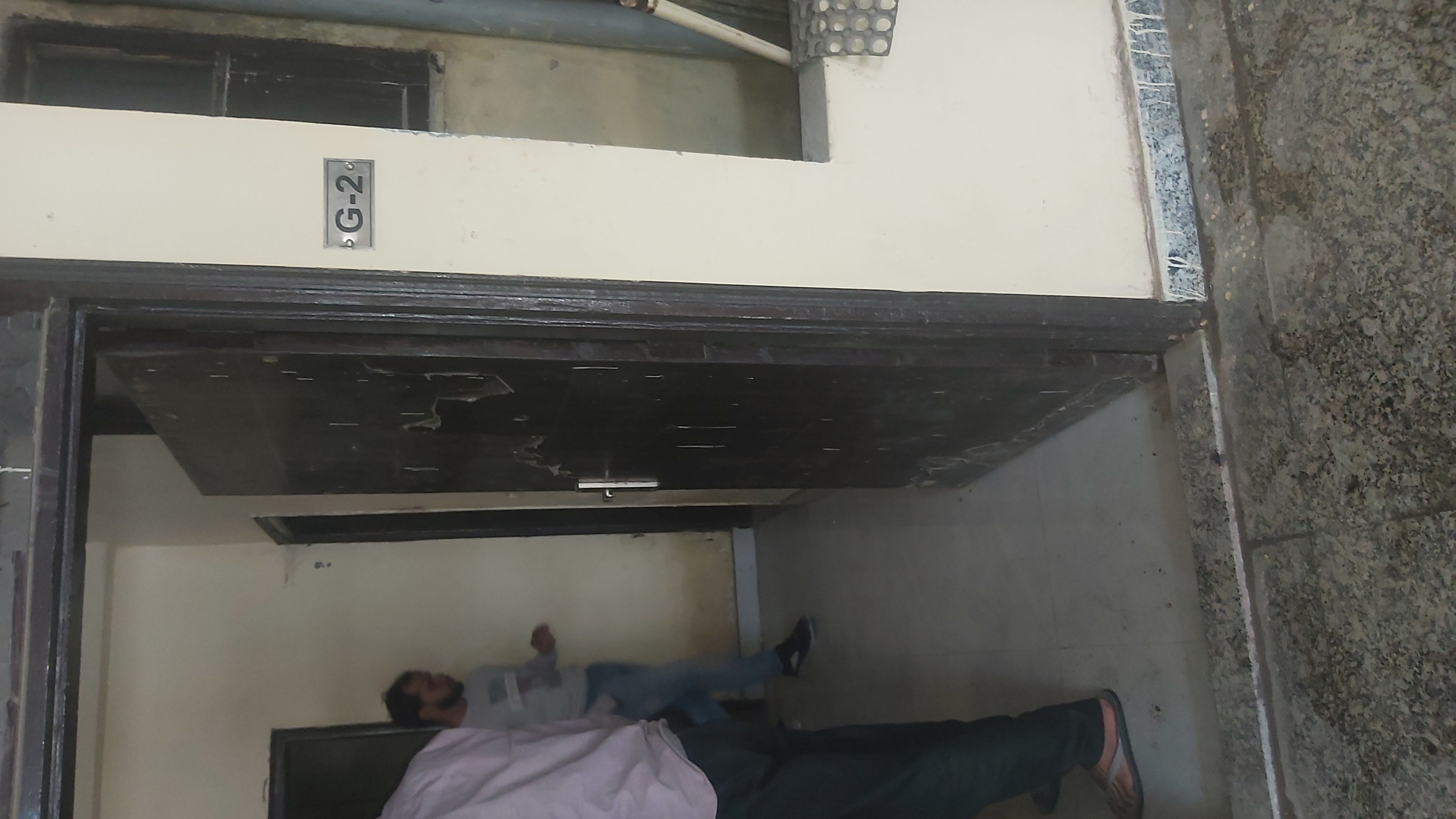 1.5 BHK Builder Floor For Sale in Patparganj Village Nr Com