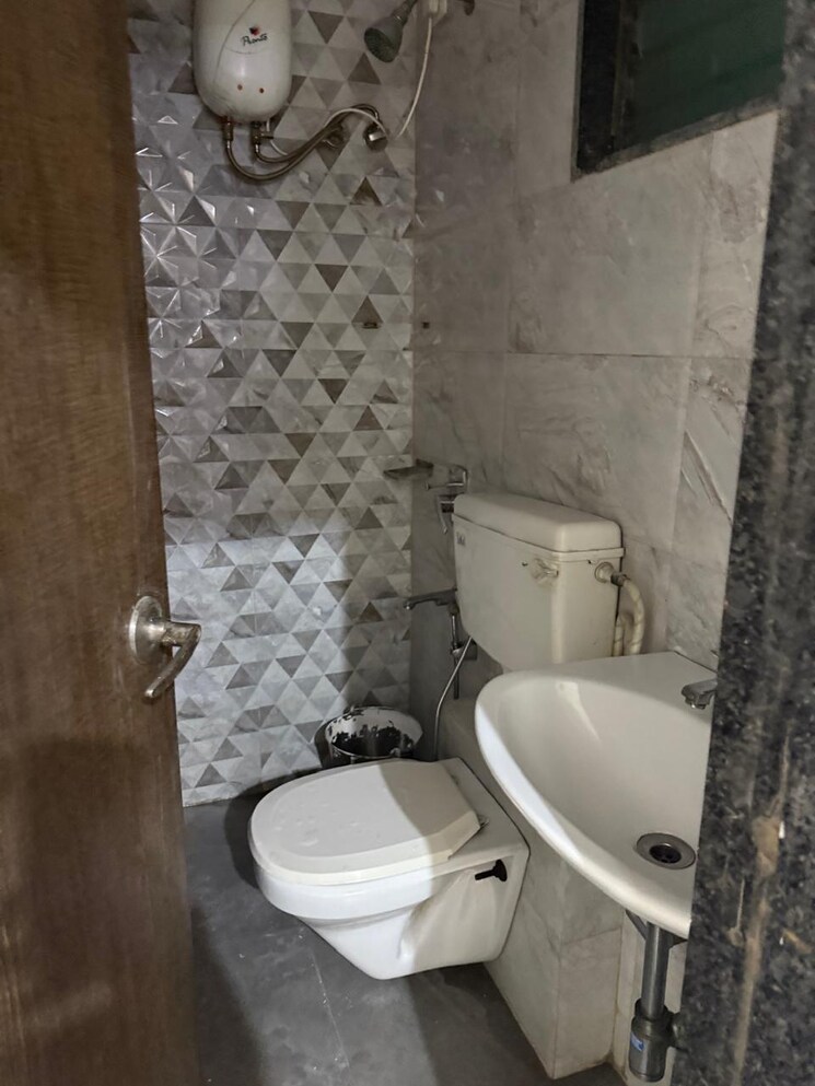 Bathroom, akshar-el-castillo 2 Bedroom 950 Sq.Ft. Apartment In Nerul Navi Mumbai 9075189