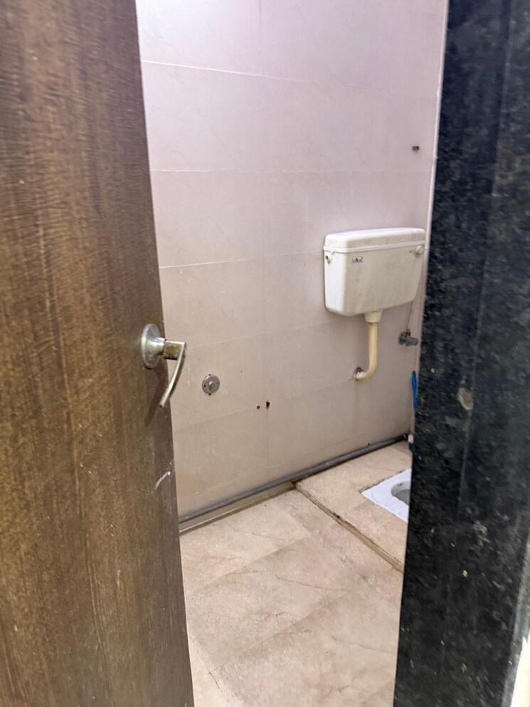 Bathroom, akshar-el-castillo 2 Bedroom 950 Sq.Ft. Apartment In Nerul Navi Mumbai 9075189