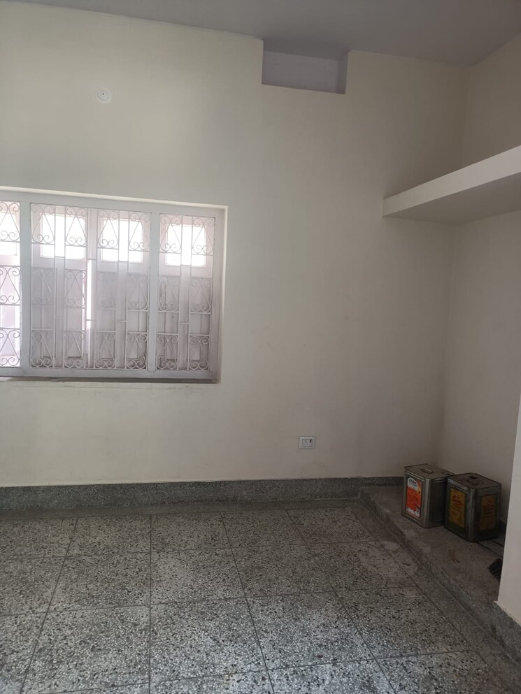 Room, kankarbagh 6+ Bedroom 3500 Sq.Ft. Independent House In Kankarbagh Patna 9075233