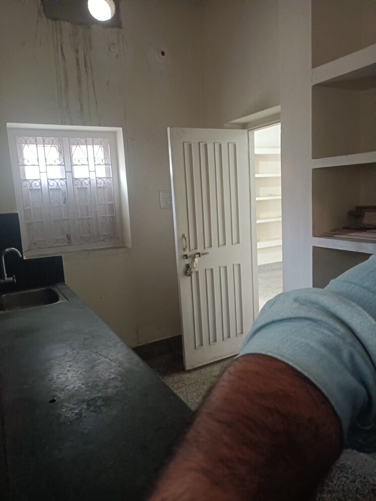 Bedroom, kankarbagh 6+ Bedroom 3500 Sq.Ft. Independent House In Kankarbagh Patna 9075233