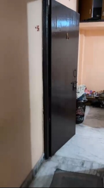Building Lobby in 1 BHK Builder Floor at Vaishali Sector 3 – for Rent