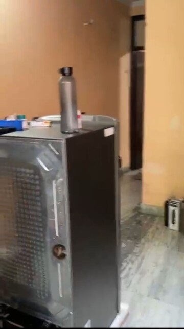 Living Room in 1 BHK Builder Floor at Vaishali Sector 3 – for Rent