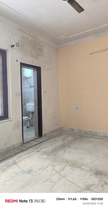 Room in 2 BHK Builder Floor at Huda CGHS, Sector 56 – for Rent