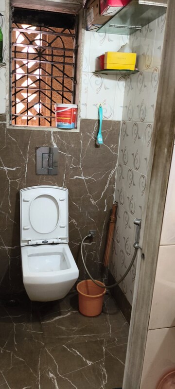 Bathroom in 2 BHK Apartment at Lower Parel – for Rent