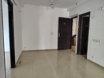 2 BHK Apartment For Rent in Nirala Estate, Tech Zone 4 Greater Noida