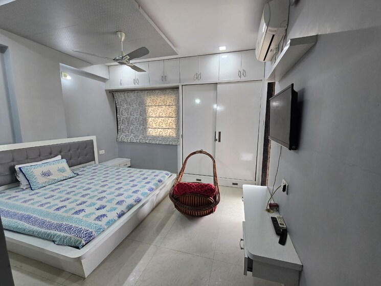 Room, waghodia road 2 Bedroom 1150 Sq.Ft. Apartment In Waghodia Road Vadodara 9075302