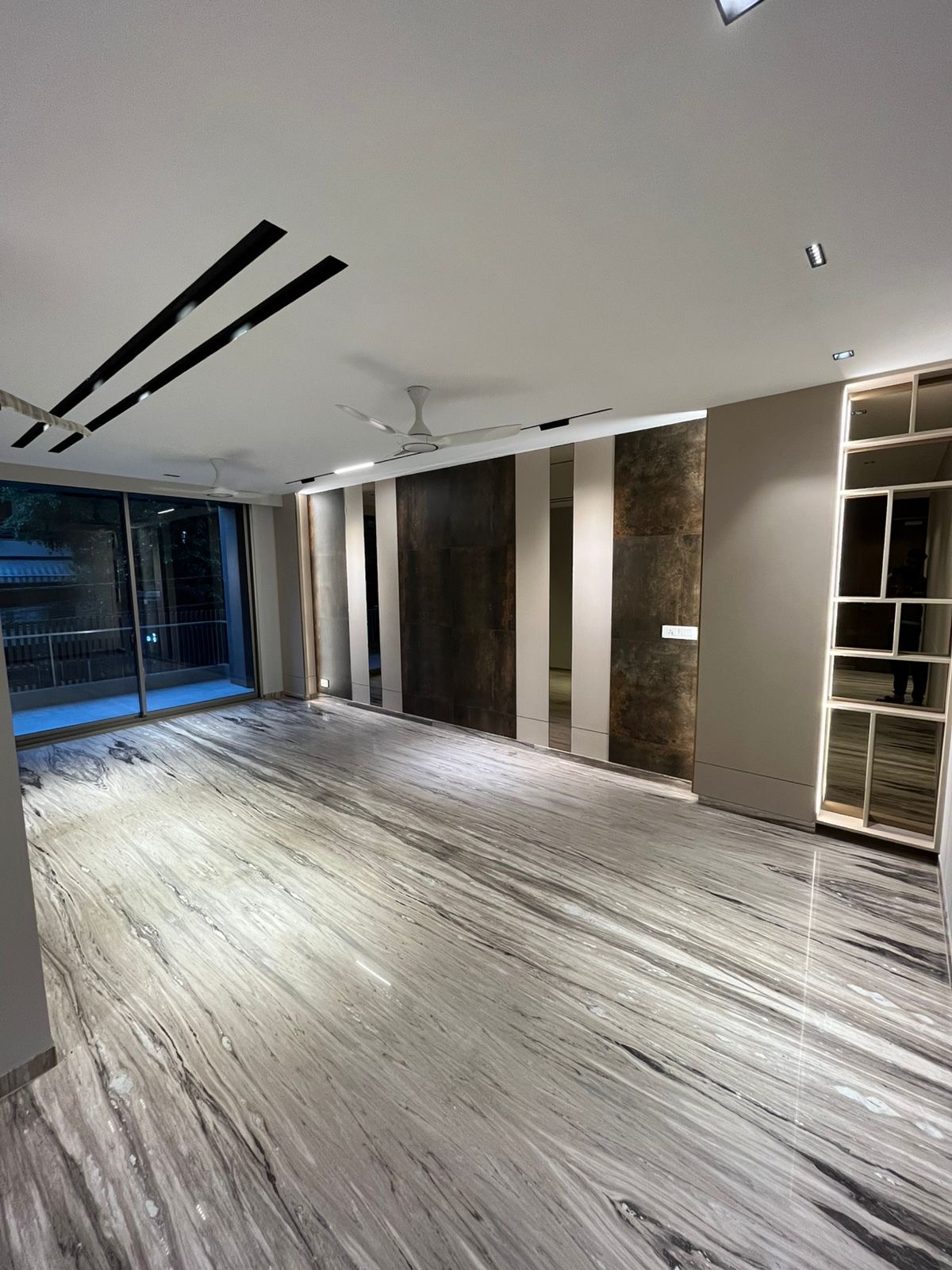 4 BHK + Servant Room Builder Floor For Sale in Janakpuri