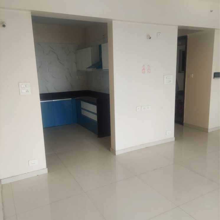 Room, skyscraper 2 Bedroom 950 Sq.Ft. Apartment In Mumbai Bangalore Highway Pune 9075350