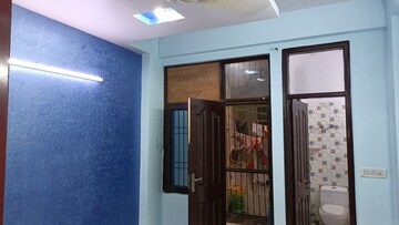 Room in 2 BHK Builder Floor at Vaishali Sector 6 – for Rent
