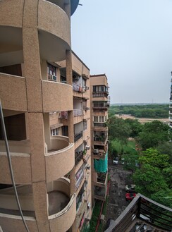 3.5 BHK + Servant Room Apartment For Sale in Eros Mayfair Towers
