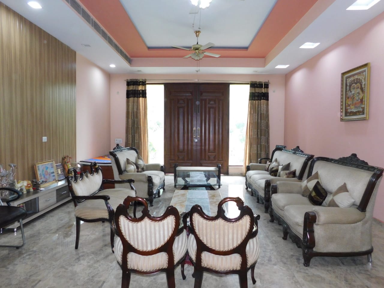 5 BHK + Pooja Room,Servant Room,Study Room,Extra Room Villa For Sale in Raj Nagar Extension