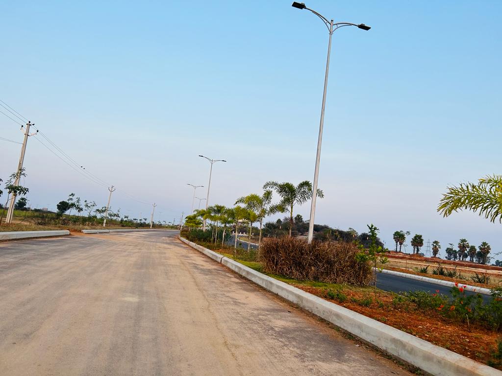 Garden, jb-nature-valley  212 Sq.Yd. Plot In Choutuppal Hyderabad 9075383
