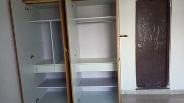 Furnished Amenities in 3 BHK Apartment at Kalinga Nagar – for Rent