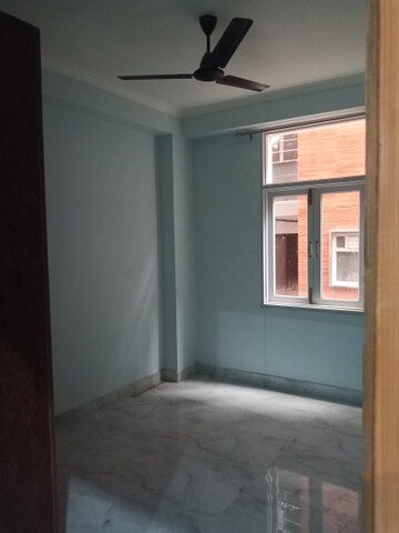 Room in 2 BHK Builder Floor at Sector 8 Dwarka – for Rent