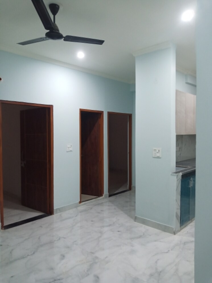 Living Room, sector 8 dwarka 2 Bedroom 75 Sq.Yd. Builder Floor In Sector 8 Dwarka Delhi 9075391